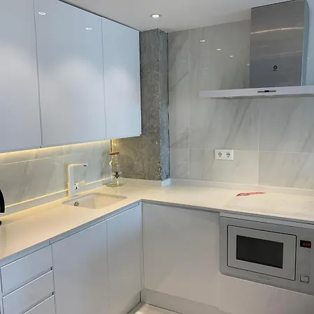 Diana Primera Linea De Playa Apartment Marbella