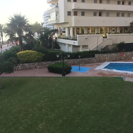 Diana Primera Linea De Playa Apartment